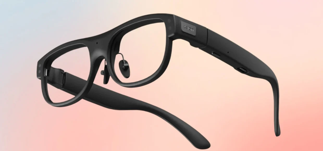Leion HEY 2 AR Glasses: Translation, Audio Capture, and Augmented Text Display.