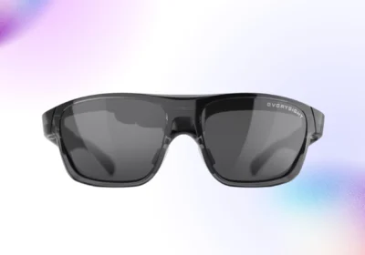 Maverick AI Pro Glasses forward-facing AI camera on frame